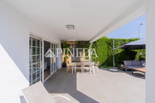 Chalet de 4 habitaciones en Puçol en venta con piscina - 849.000 € (Ref: 9799244)