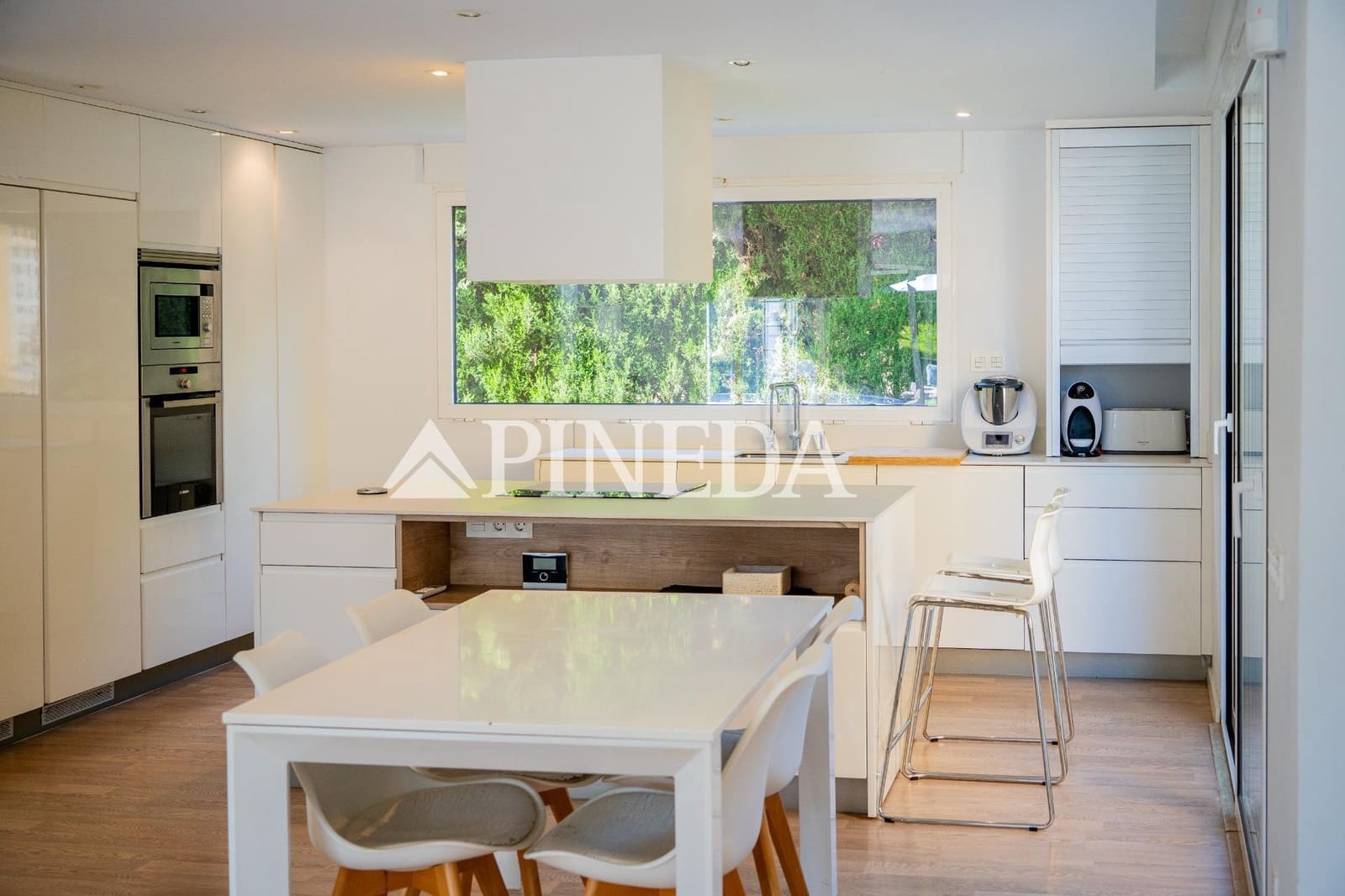 4 bedroom Villa for sale in Pucol with pool - € 849,000 (Ref: 9799244)