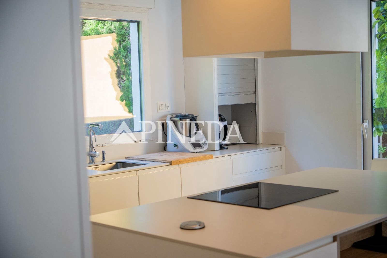 4 bedroom Villa for sale in Pucol with pool - € 849,000 (Ref: 9799244)