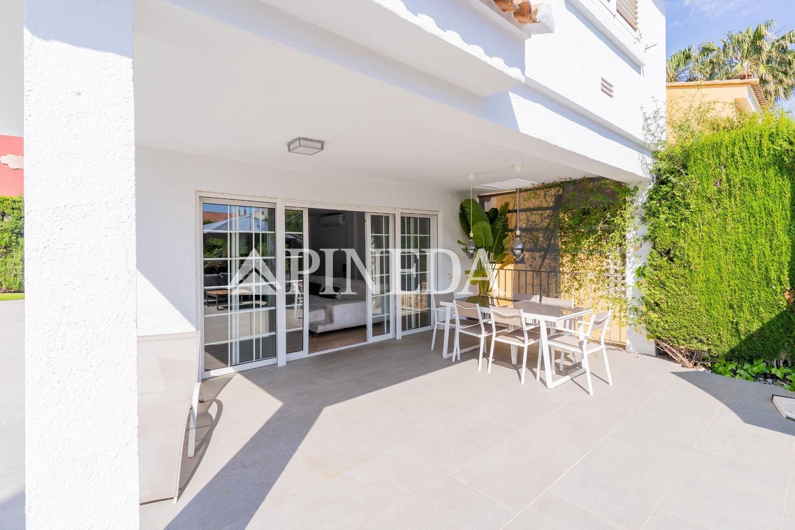 4 bedroom Villa for sale in Pucol with pool - € 849,000 (Ref: 9799244)