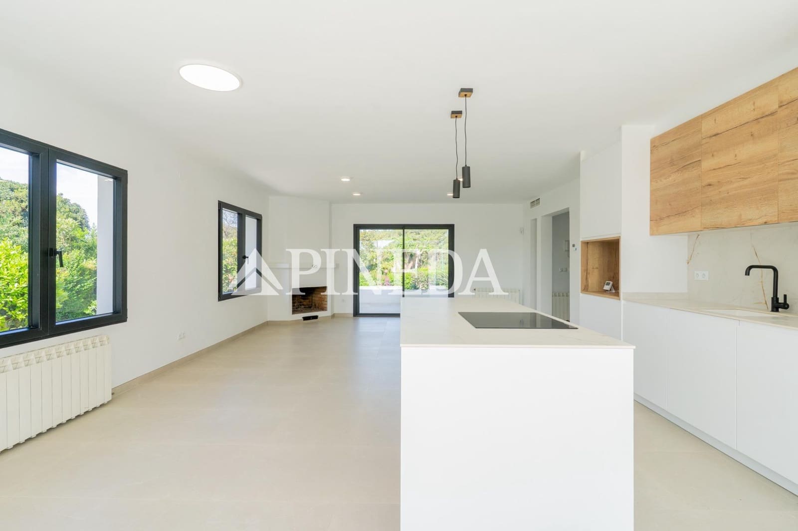 5 Zimmer Villa zu verkaufen in Pucol mit Pool - 1.250.000 € (Ref: 9829088)