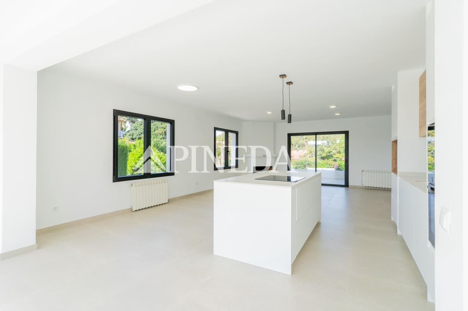 5 Zimmer Villa zu verkaufen in Pucol mit Pool - 1.250.000 € (Ref: 9829088)