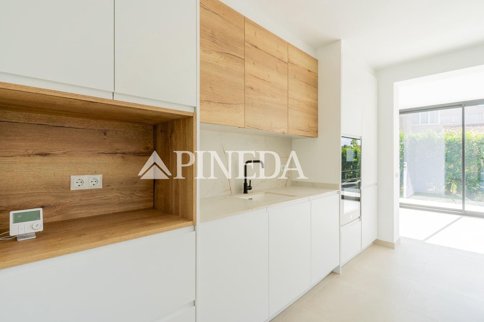 5 Zimmer Villa zu verkaufen in Pucol mit Pool - 1.250.000 € (Ref: 9829088)