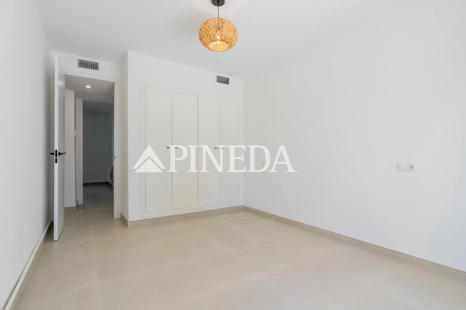 5 Zimmer Villa zu verkaufen in Pucol mit Pool - 1.250.000 € (Ref: 9829088)