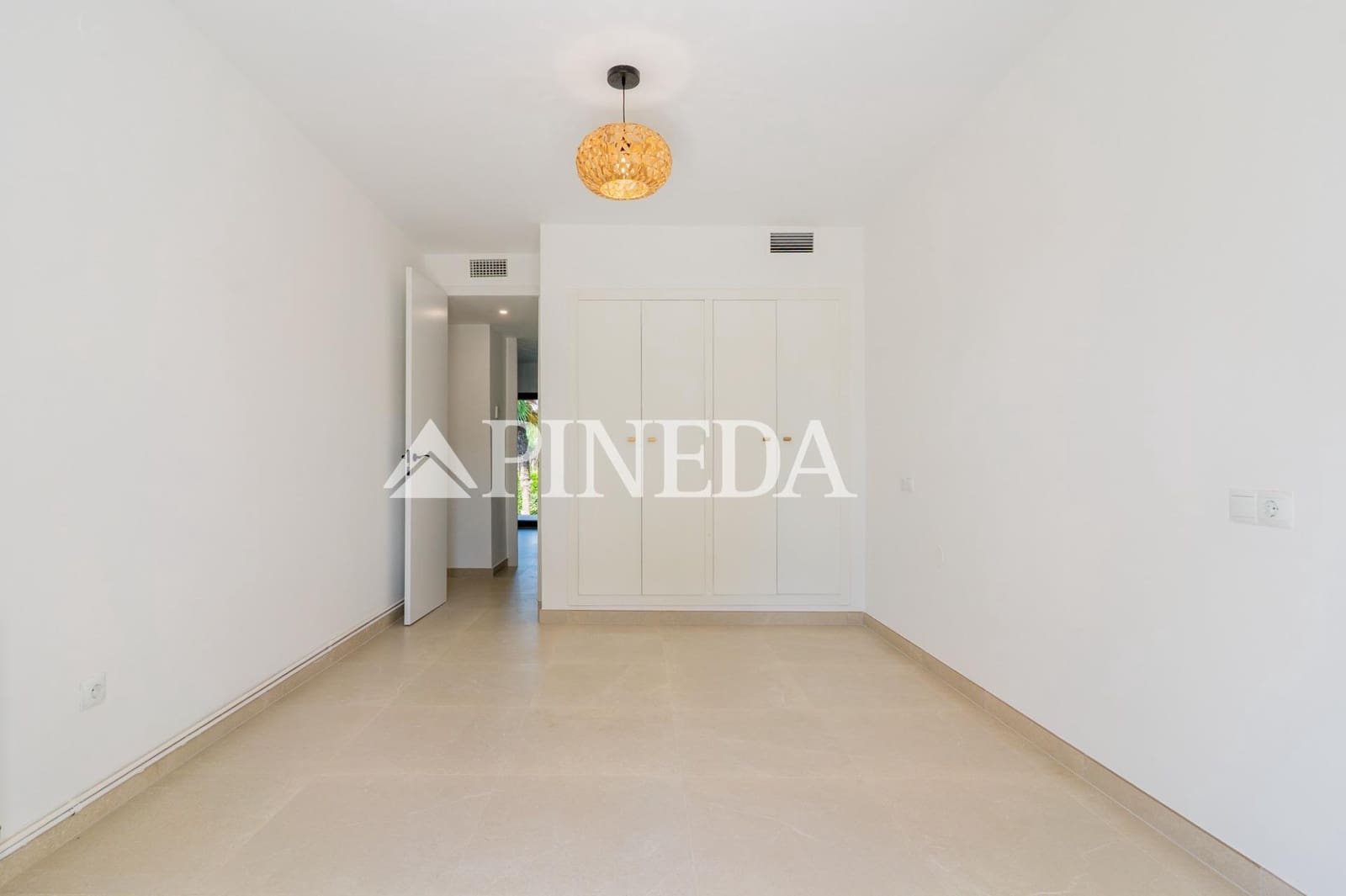 5 Zimmer Villa zu verkaufen in Pucol mit Pool - 1.250.000 € (Ref: 9829088)