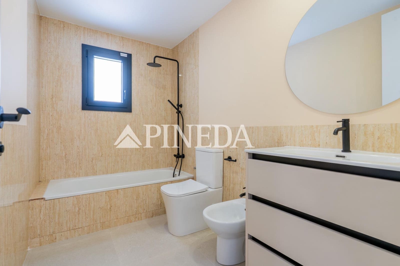 5 Zimmer Villa zu verkaufen in Pucol mit Pool - 1.250.000 € (Ref: 9829088)
