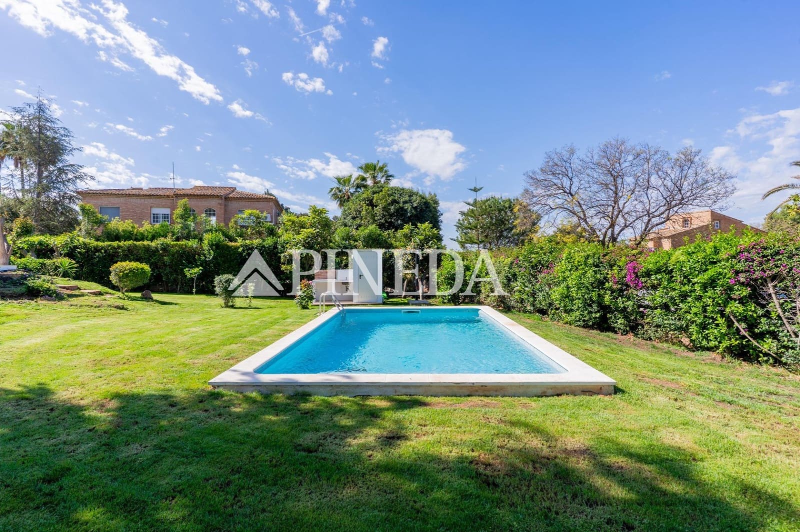 5 Zimmer Villa zu verkaufen in Pucol mit Pool - 1.250.000 € (Ref: 9829088)