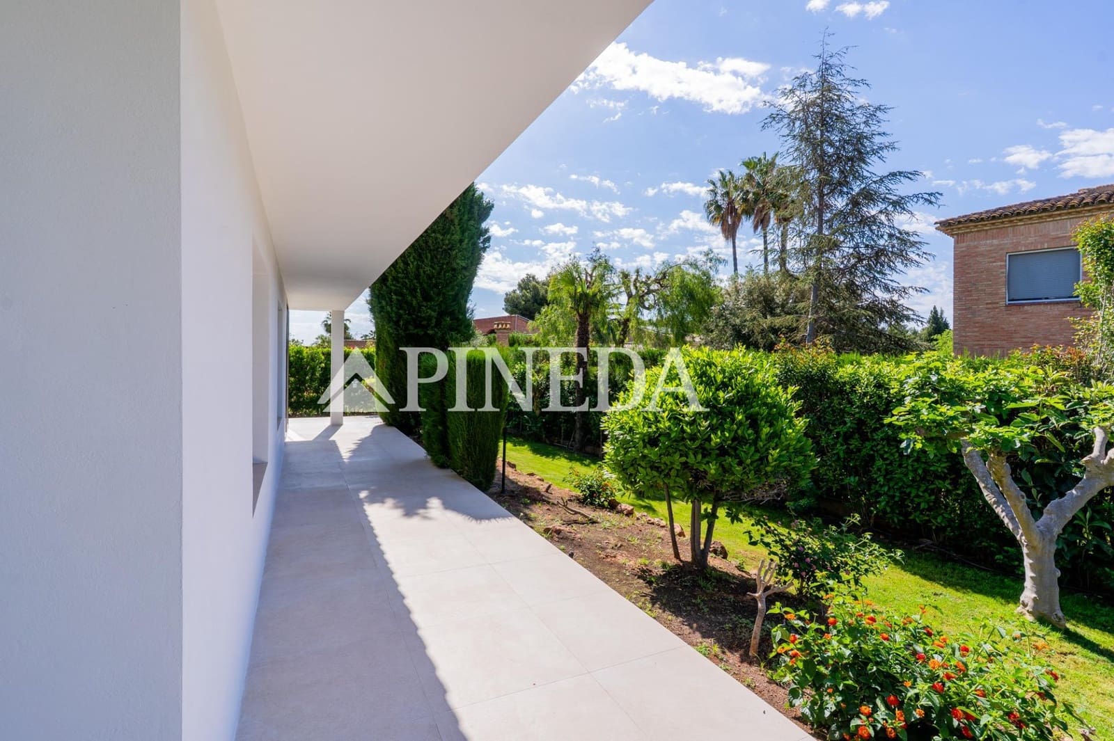 5 Zimmer Villa zu verkaufen in Pucol mit Pool - 1.250.000 € (Ref: 9829088)