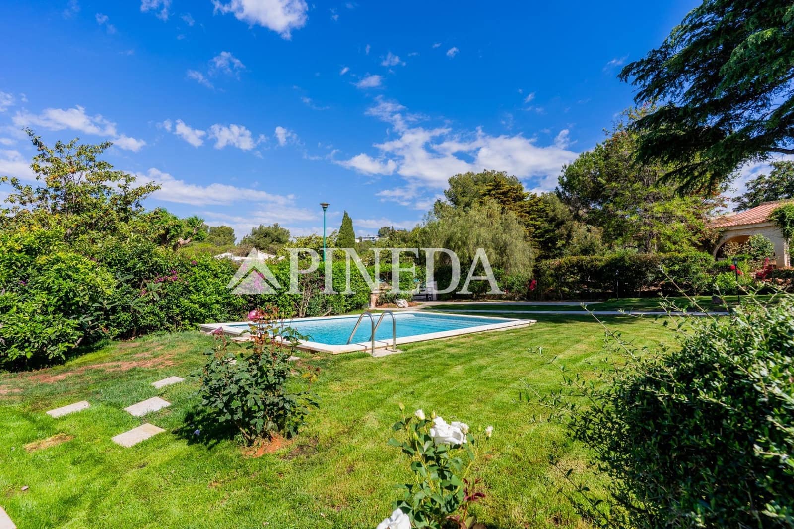 5 Zimmer Villa zu verkaufen in Pucol mit Pool - 1.250.000 € (Ref: 9829088)