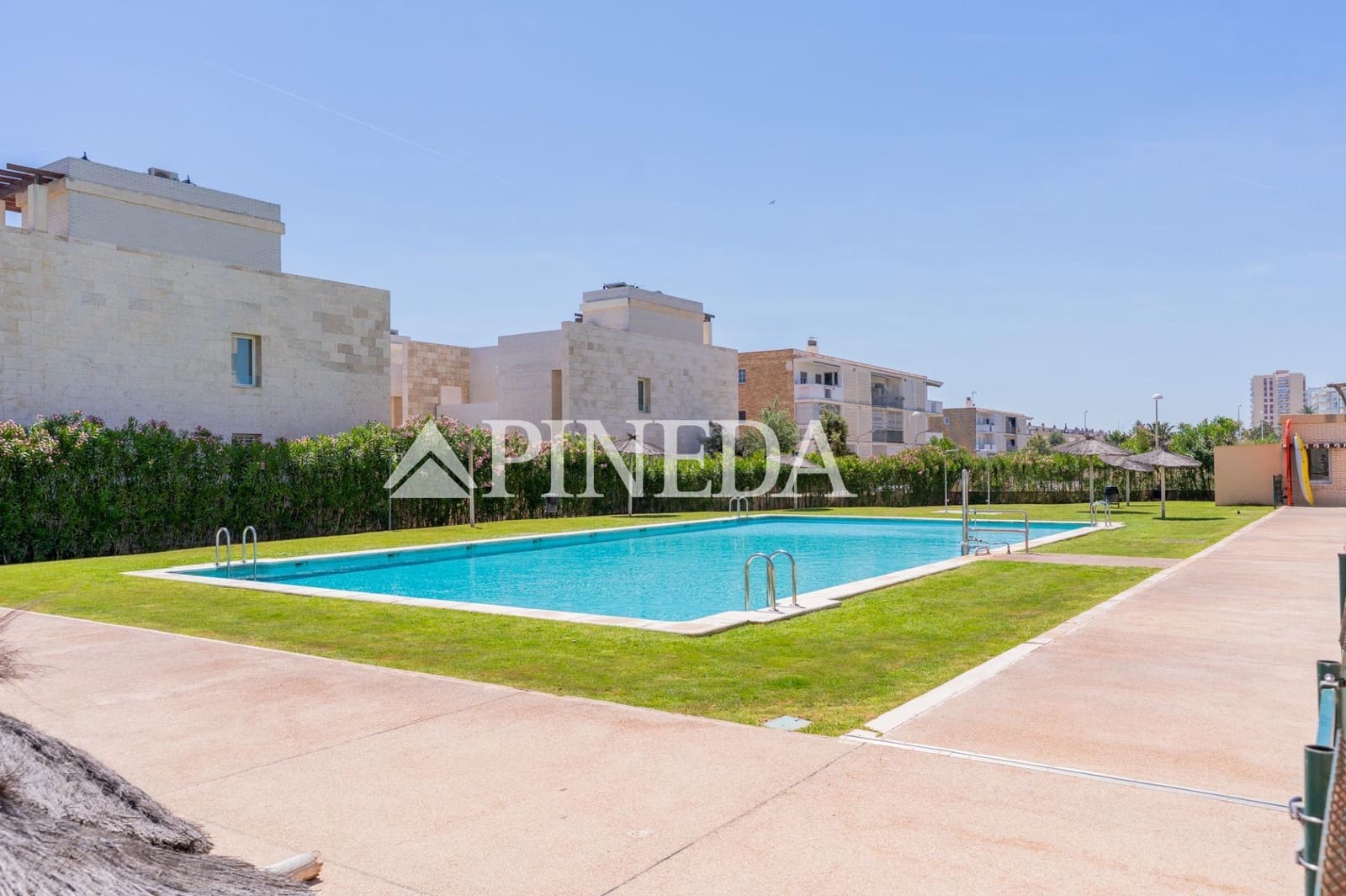 2 Zimmer Apartment zu verkaufen in Puig mit Pool Garage - 495.000 € (Ref: 9851754)