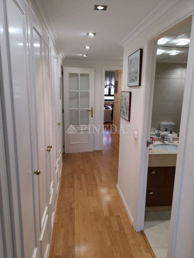 3 camera da letto Appartamento da affittare in Valencia citta con piscina garage - 2.000 € (Rif: 9855448)