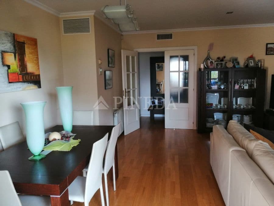 3 camera da letto Appartamento da affittare in Valencia citta con piscina garage - 2.000 € (Rif: 9855448)