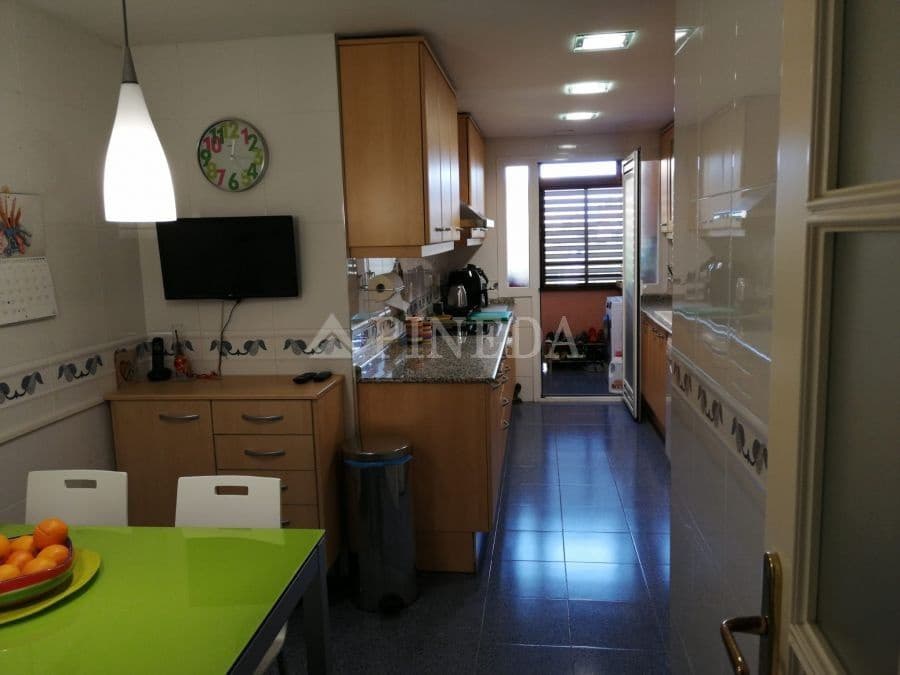 3 camera da letto Appartamento da affittare in Valencia citta con piscina garage - 2.000 € (Rif: 9855448)