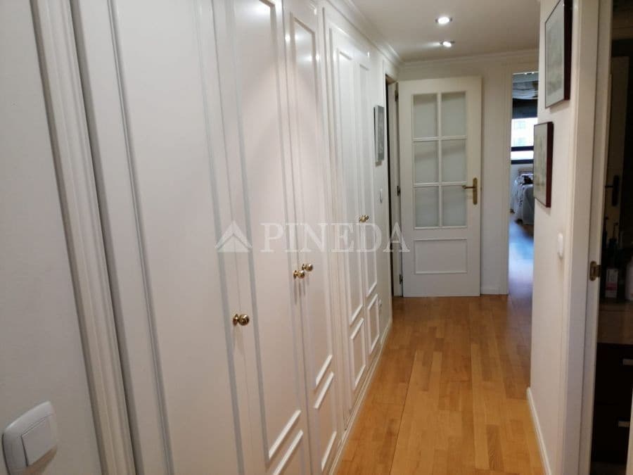 3 camera da letto Appartamento da affittare in Valencia citta con piscina garage - 2.000 € (Rif: 9855448)
