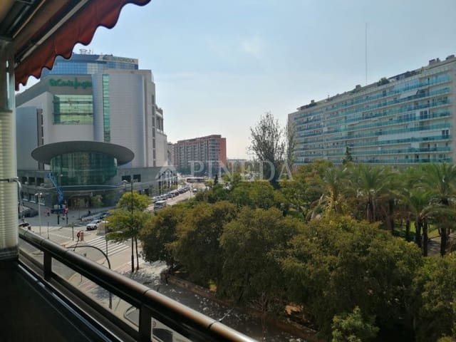 3 sovrum Lägenhet att hyra i Penya-Roja, Valencia stad med pool garage - 2 000 € (Ref: 9855448)