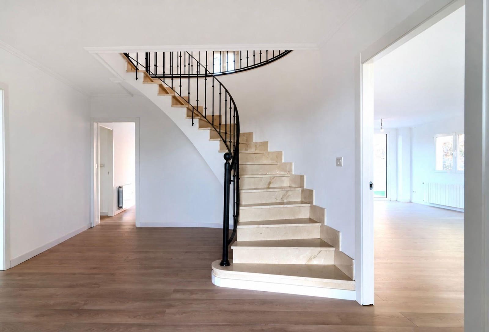 6 soverom Villa til salgs i Pucol med svømmebasseng garasje - € 1 350 000 (Ref: 9876421)