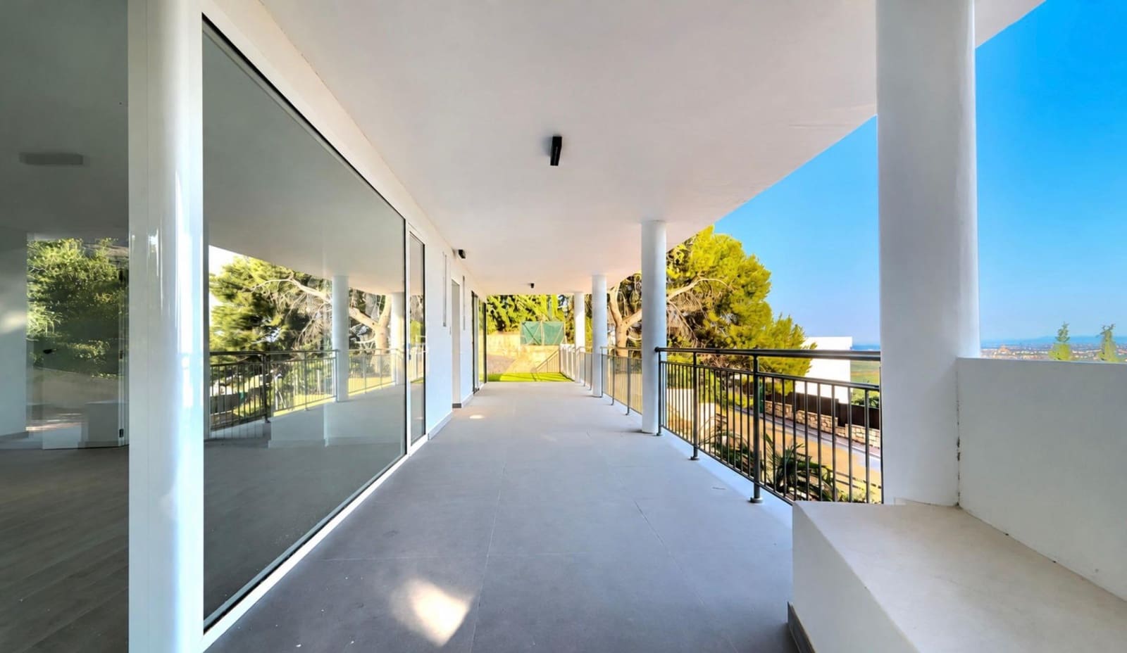 6 soverom Villa til salgs i Pucol med svømmebasseng garasje - € 1 350 000 (Ref: 9876421)