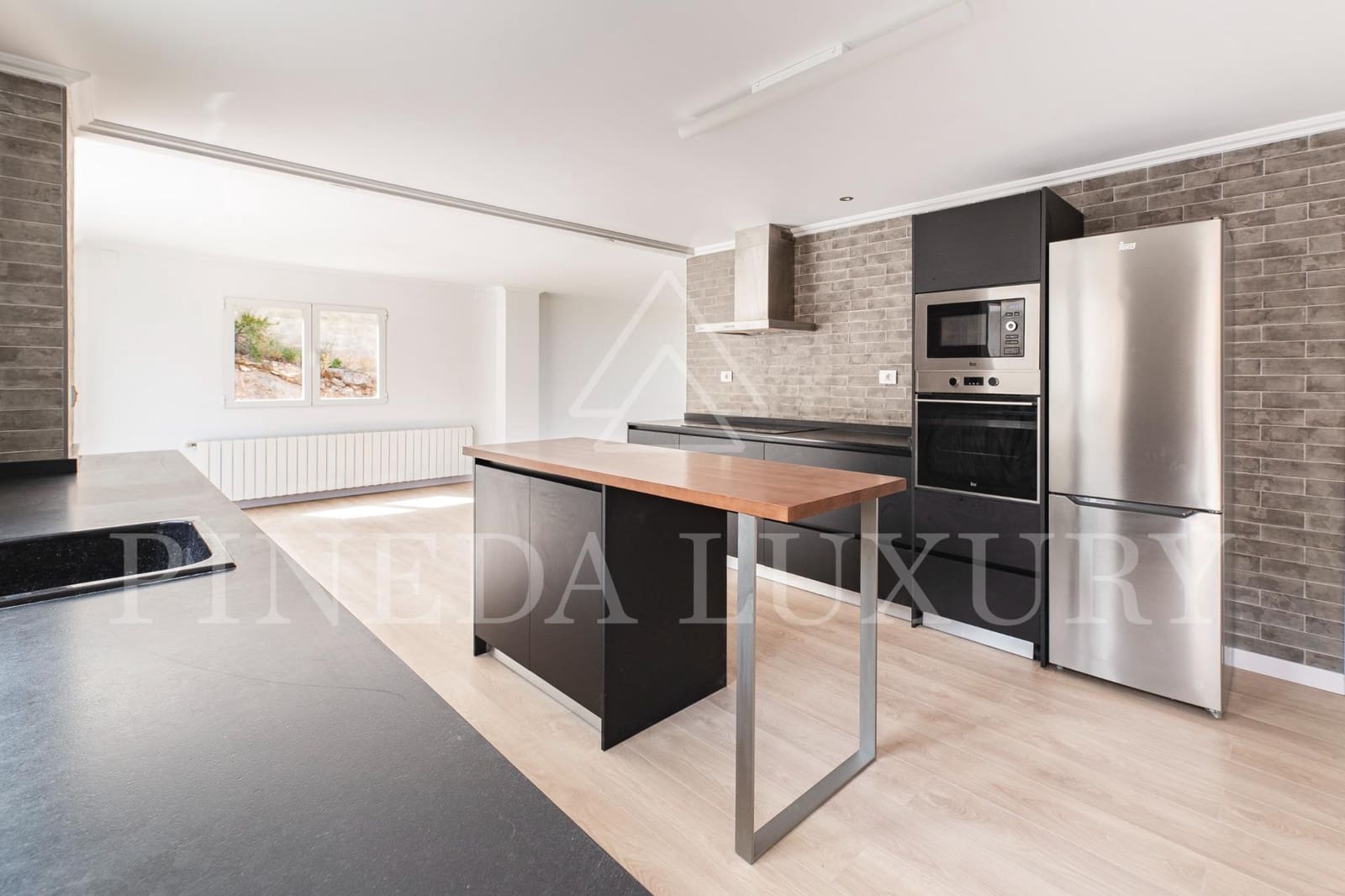 6 soverom Villa til salgs i Pucol med svømmebasseng garasje - € 1 350 000 (Ref: 9876421)