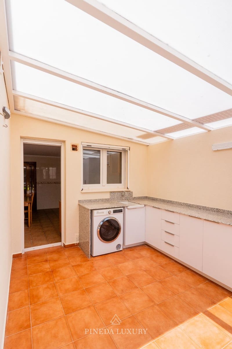 4 Zimmer Villa zu vermieten in Pucol mit Pool Garage - 3.000 € (Ref: 9942525)