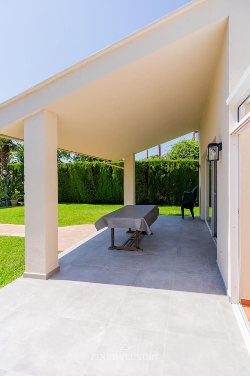 4 Zimmer Villa zu vermieten in Pucol mit Pool Garage - 3.000 € (Ref: 9942525)