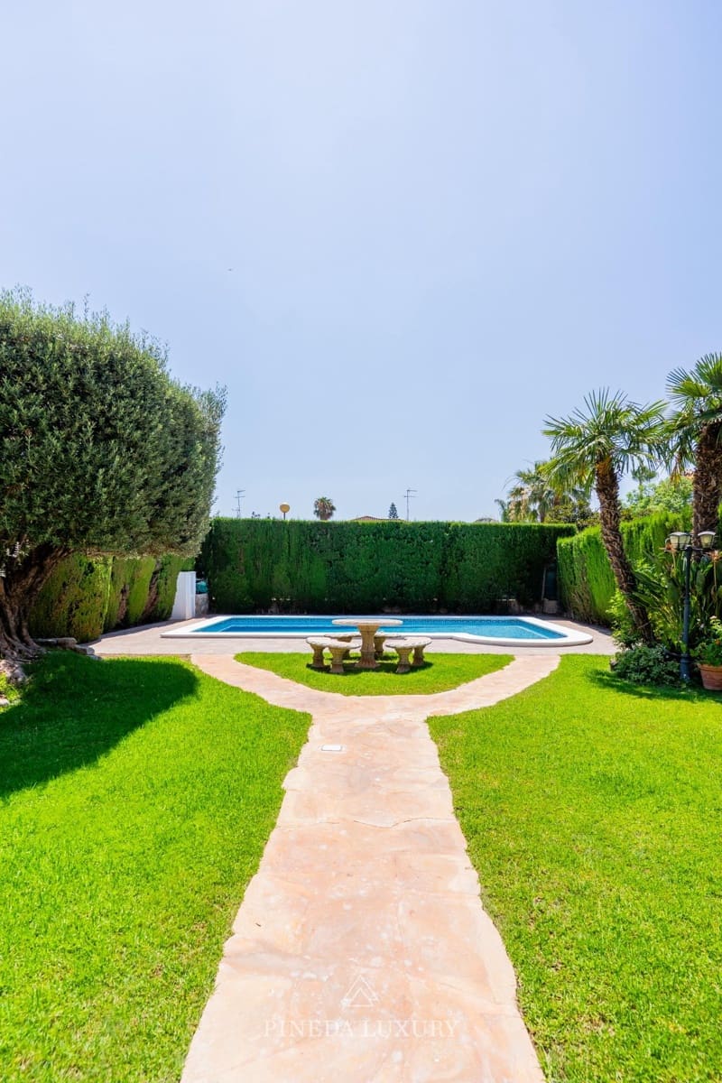 4 Zimmer Villa zu vermieten in Pucol mit Pool Garage - 3.000 € (Ref: 9942525)