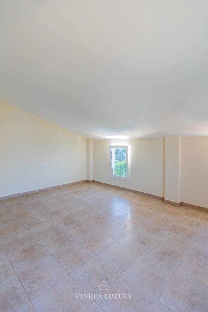 4 Zimmer Villa zu vermieten in Pucol mit Pool Garage - 3.000 € (Ref: 9942525)