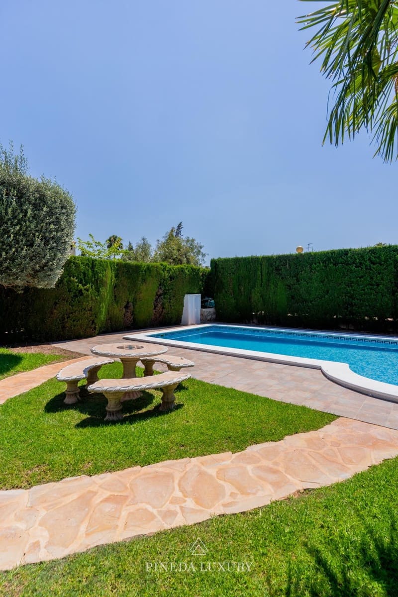 4 Zimmer Villa zu vermieten in Pucol mit Pool Garage - 3.000 € (Ref: 9942525)