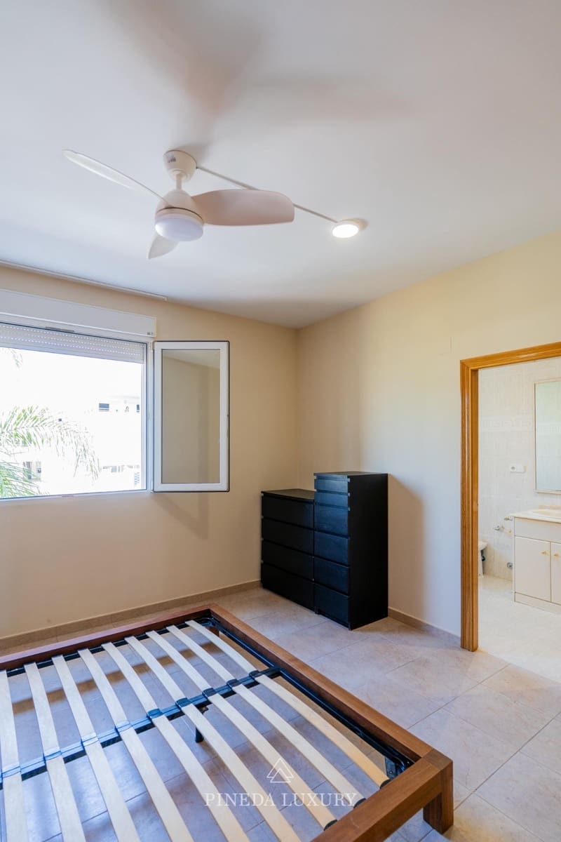 4 Zimmer Villa zu vermieten in Pucol mit Pool Garage - 3.000 € (Ref: 9942525)