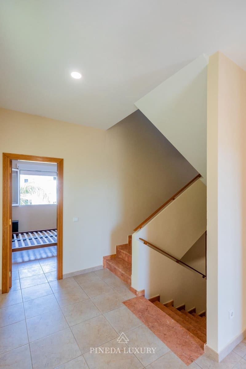 4 Zimmer Villa zu vermieten in Pucol mit Pool Garage - 3.000 € (Ref: 9942525)