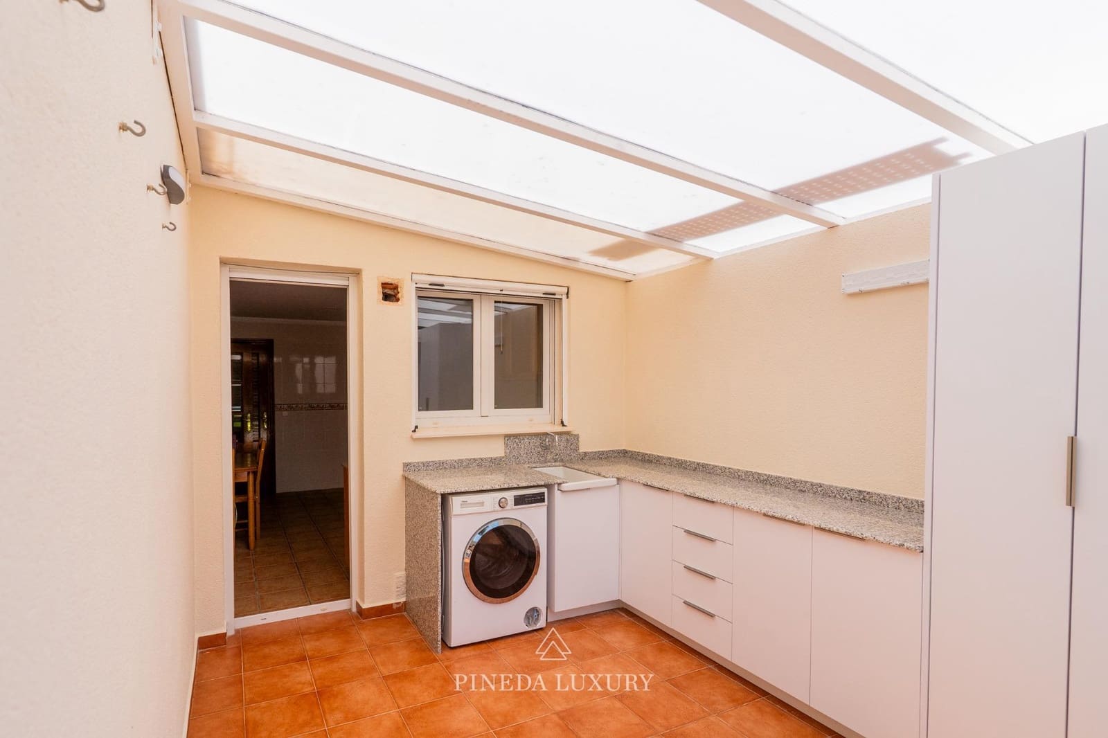 4 Zimmer Villa zu vermieten in Pucol mit Pool Garage - 3.000 € (Ref: 9942525)