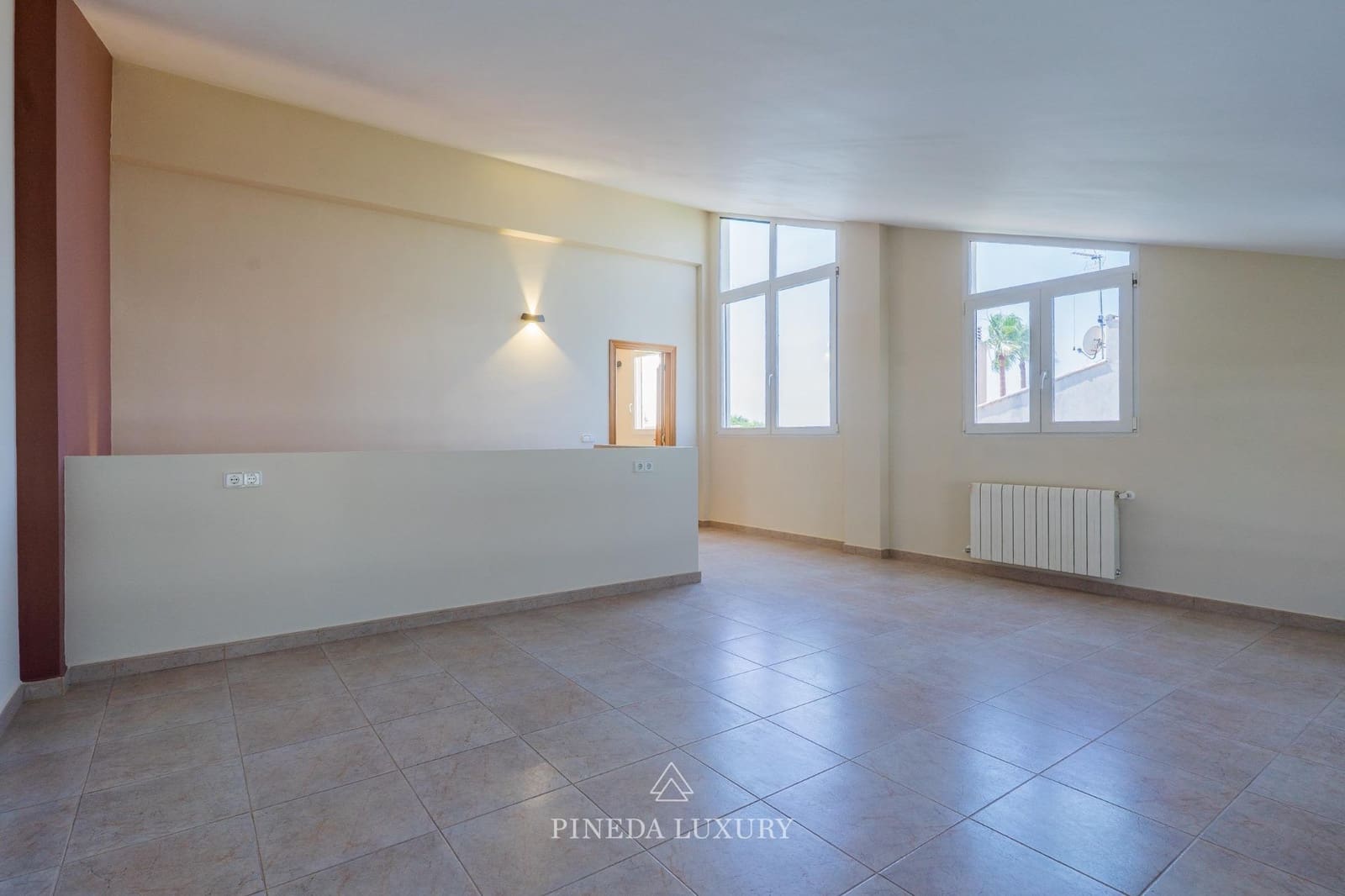 4 Zimmer Villa zu vermieten in Pucol mit Pool Garage - 3.000 € (Ref: 9942525)