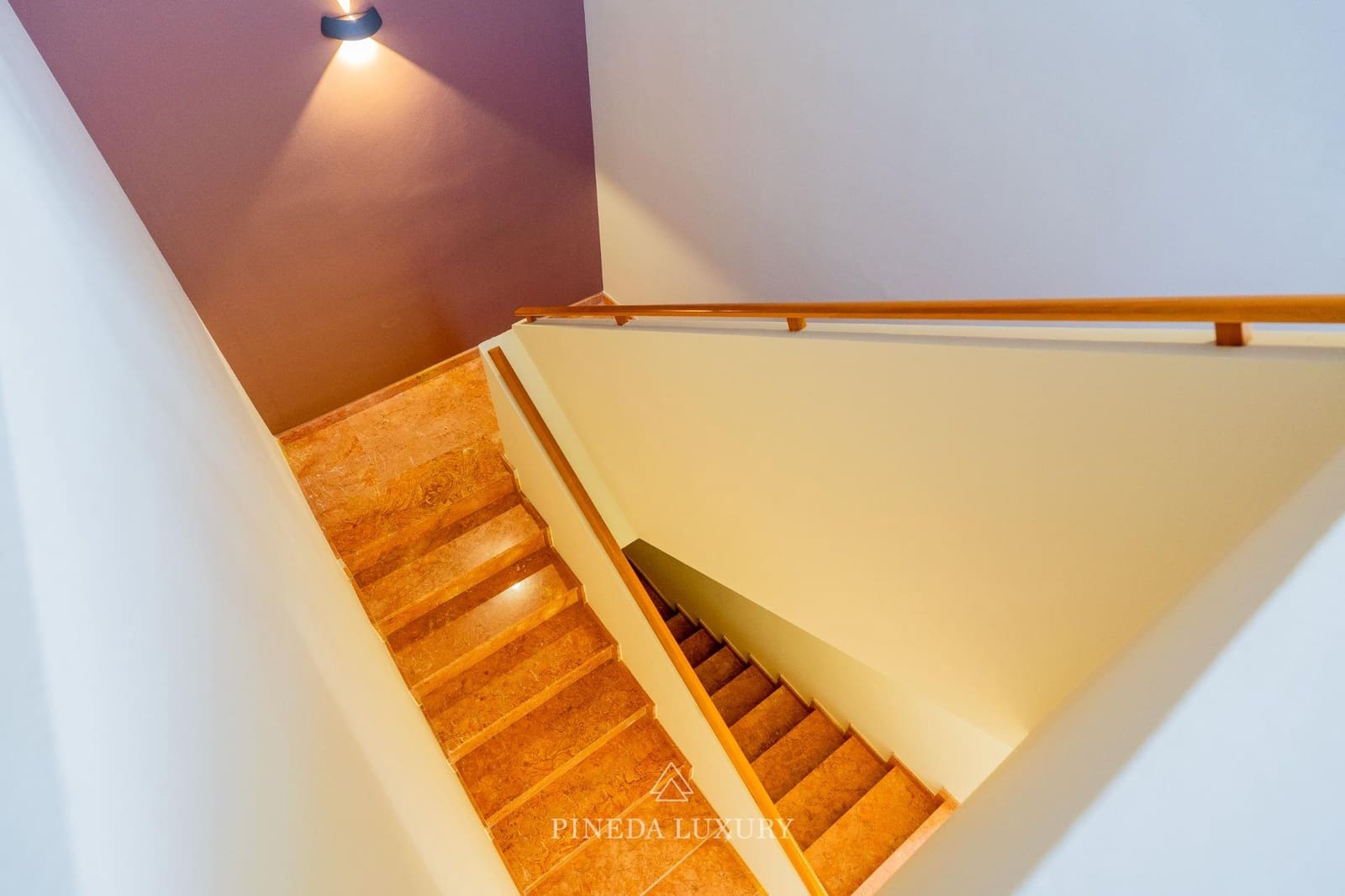 4 Zimmer Villa zu vermieten in Pucol mit Pool Garage - 3.000 € (Ref: 9942525)