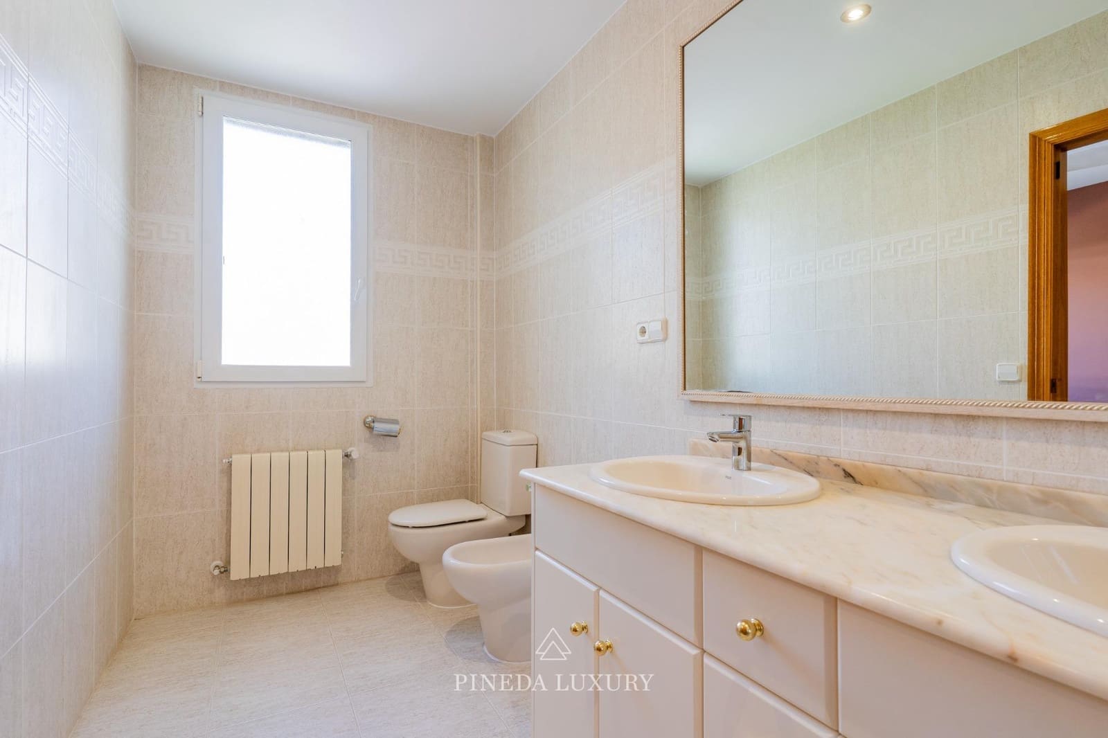 4 Zimmer Villa zu vermieten in Pucol mit Pool Garage - 3.000 € (Ref: 9942525)