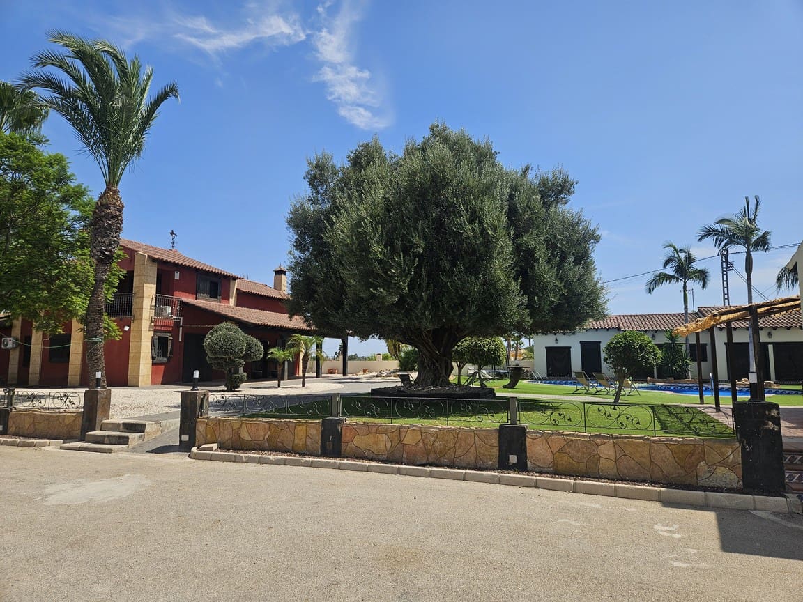 6 chambre Villa/Maison à vendre à Catral avec piscine garage - 850 000 € (Ref: 10078530)