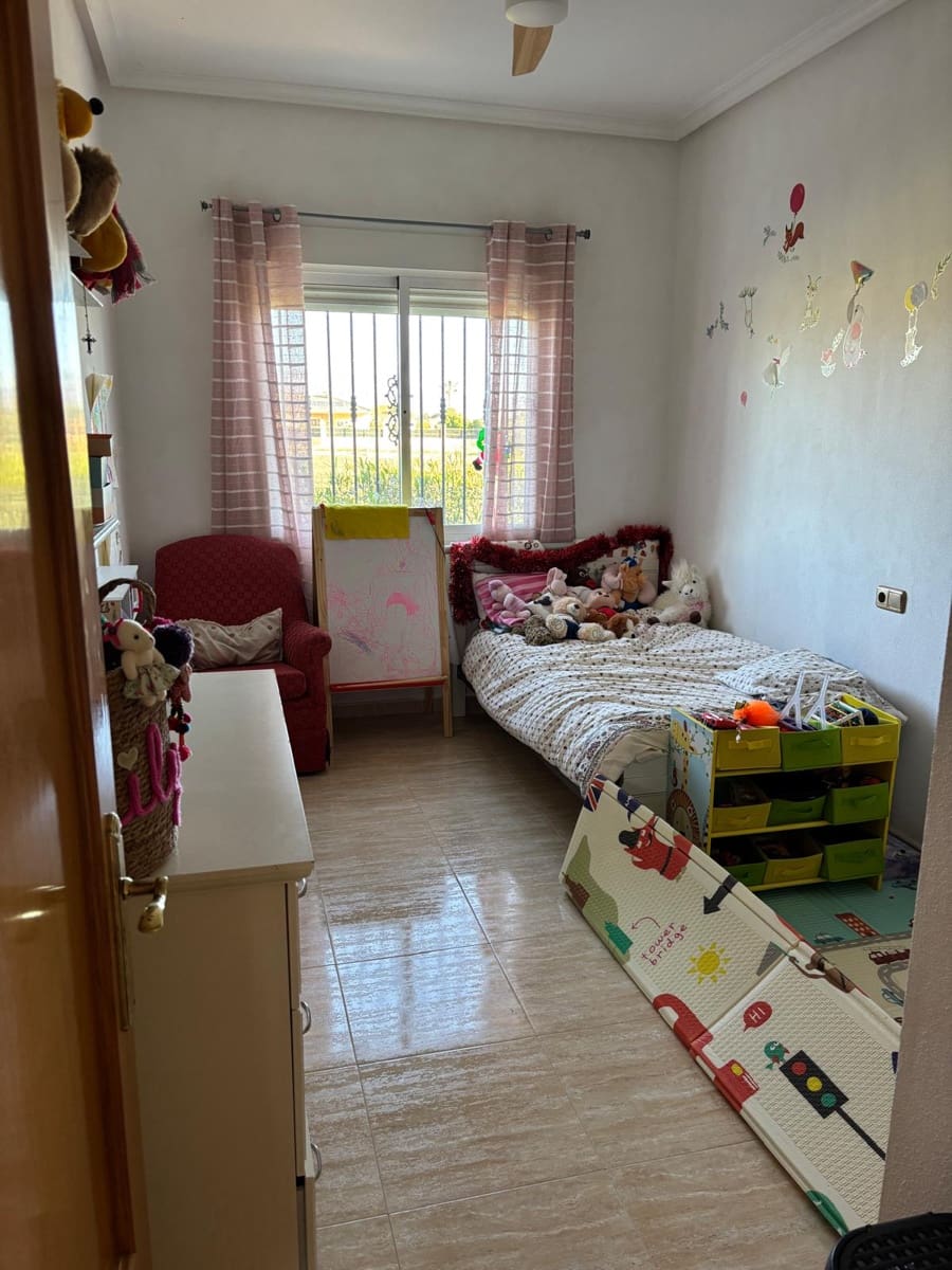 Chalet de 4 habitaciones en Catral en venta con piscina garaje - 369.000 € (Ref: 10078532)