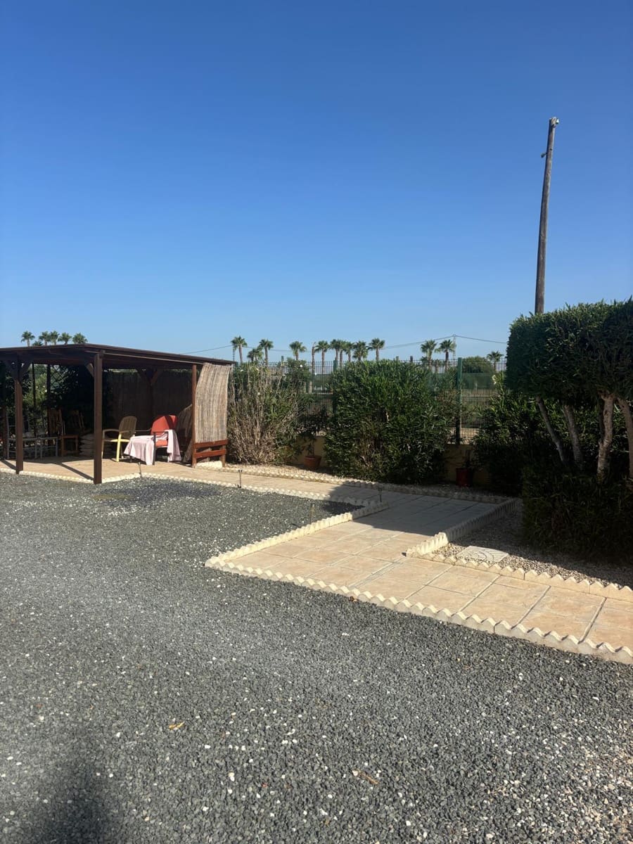 Chalet de 4 habitaciones en Catral en venta con piscina garaje - 369.000 € (Ref: 10078532)