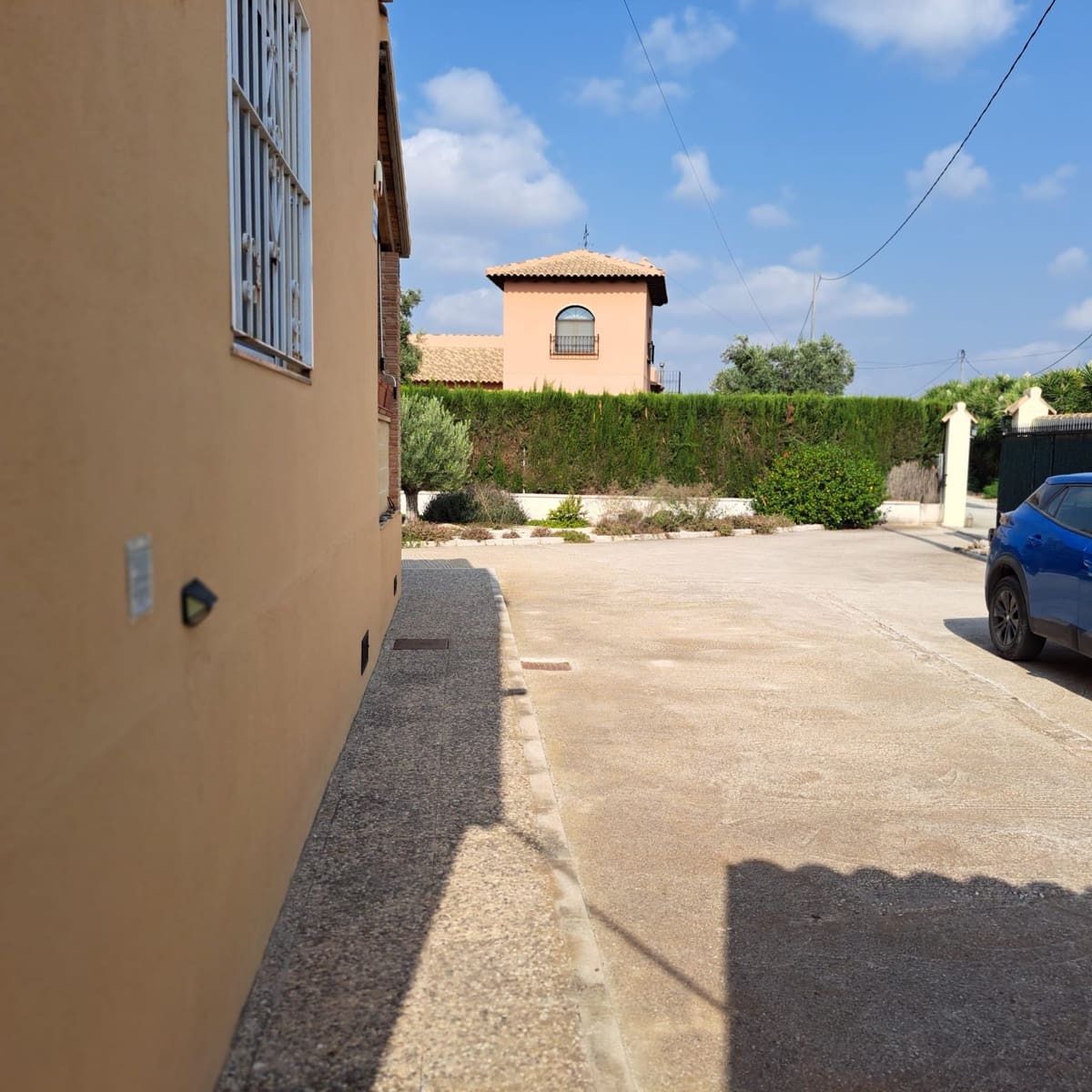 Chalet de 3 habitaciones en Catral en venta con piscina garaje - 390.000 € (Ref: 10078533)