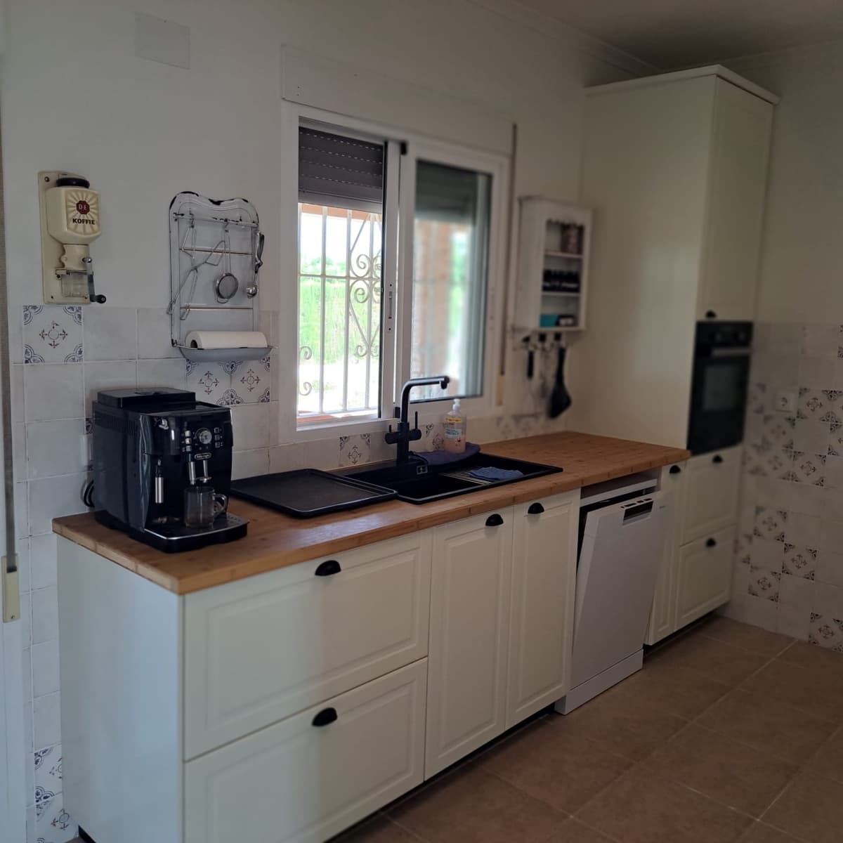 Chalet de 3 habitaciones en Catral en venta con piscina garaje - 390.000 € (Ref: 10078533)