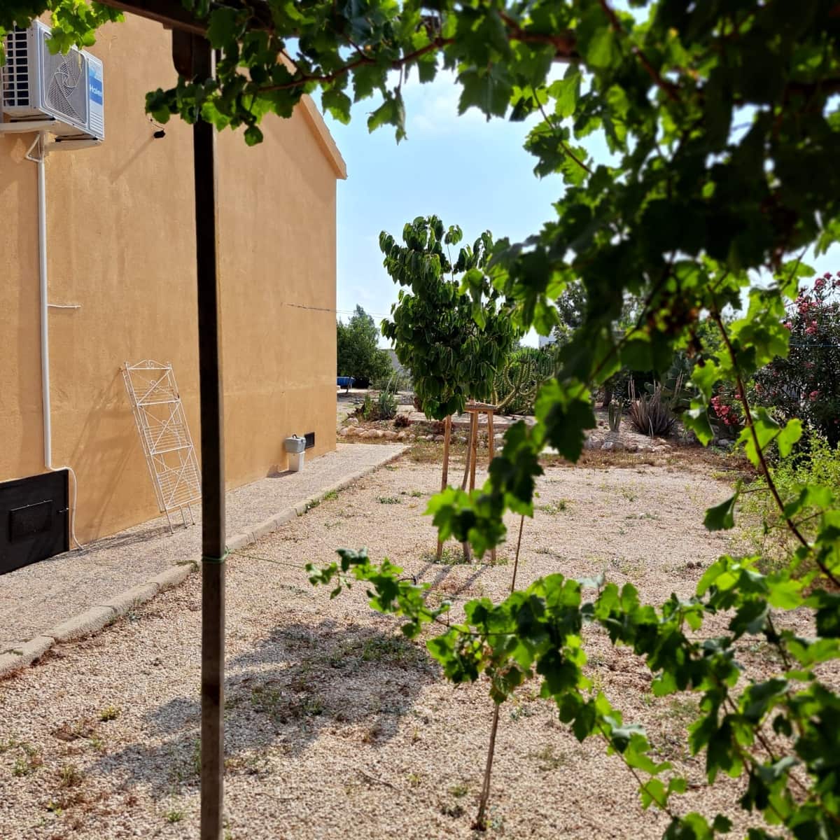 Chalet de 3 habitaciones en Catral en venta con piscina garaje - 390.000 € (Ref: 10078533)