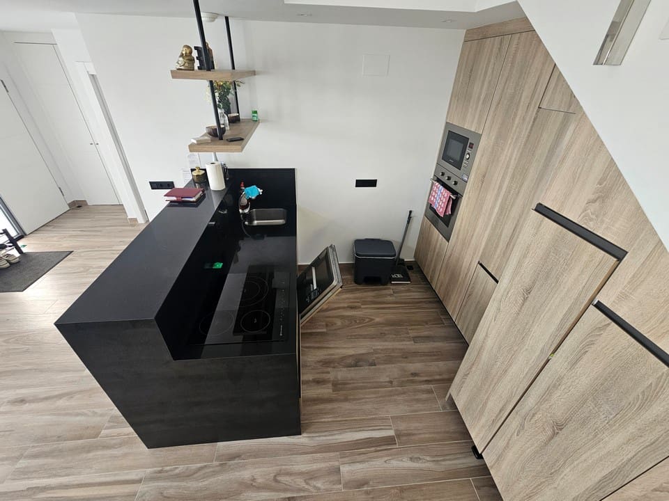 3 sypialnia Willa na sprzedaż w Torrevieja z basenem garażem - 495 000 € (Ref: 10079860)