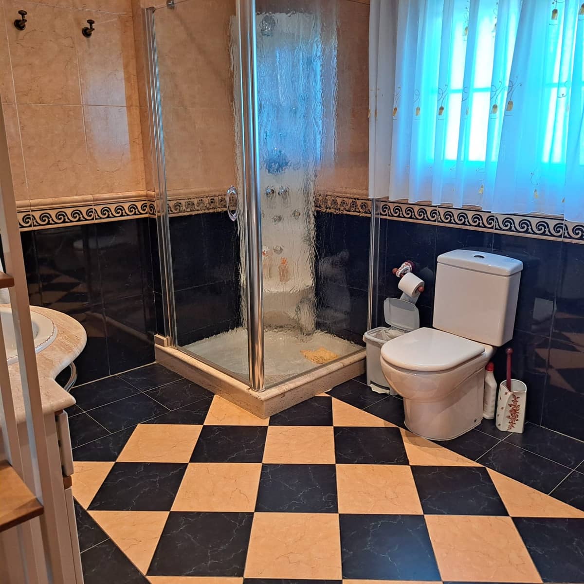 4 Zimmer Villa zu verkaufen in Crevillente / Crevillent mit Pool Garage - 850.000 € (Ref: 10079879)