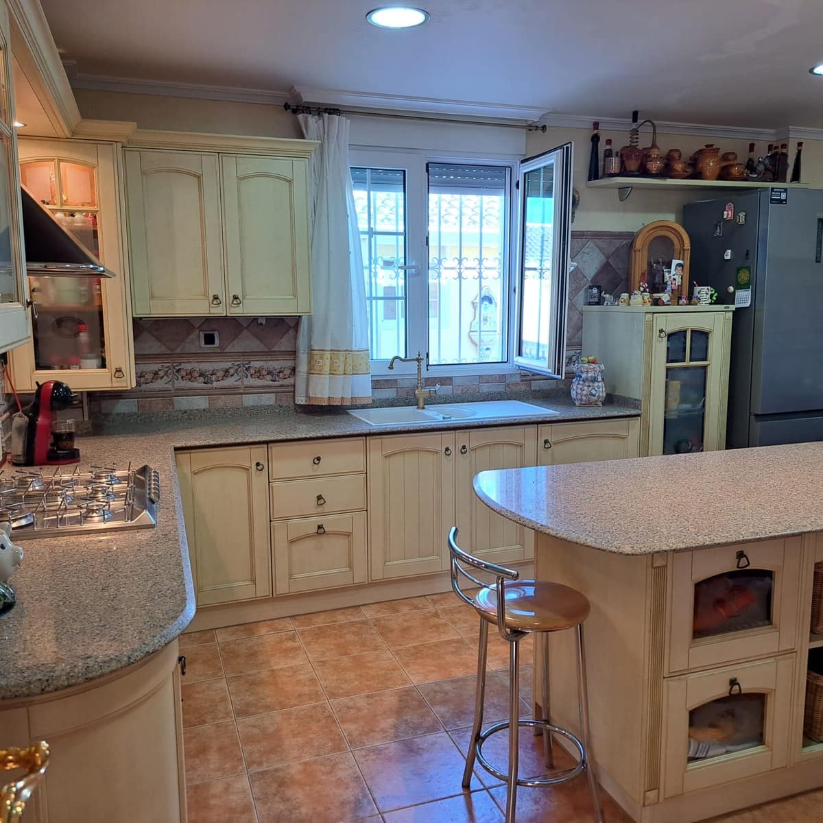 4 Zimmer Villa zu verkaufen in Crevillente / Crevillent mit Pool Garage - 850.000 € (Ref: 10079879)
