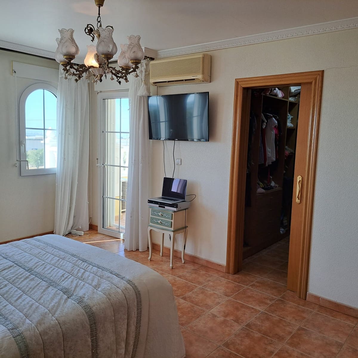 4 Zimmer Villa zu verkaufen in Crevillente / Crevillent mit Pool Garage - 850.000 € (Ref: 10079879)
