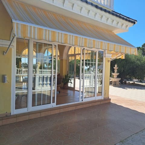 4 Zimmer Villa zu verkaufen in Crevillente / Crevillent mit Pool Garage - 850.000 € (Ref: 10079879)