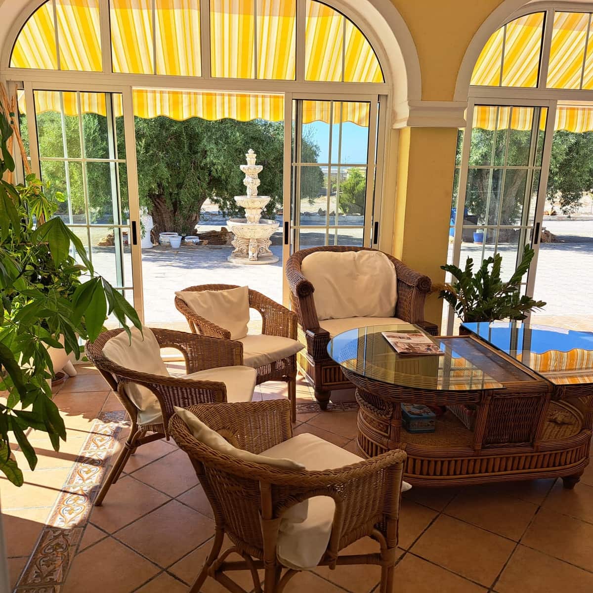 4 Zimmer Villa zu verkaufen in Crevillente / Crevillent mit Pool Garage - 850.000 € (Ref: 10079879)