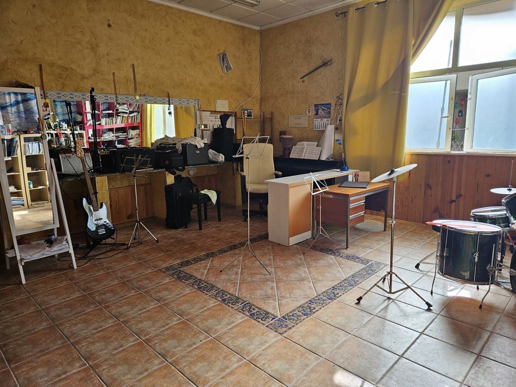 Chalet de 5 habitaciones en San Isidro en venta con piscina garaje - 349.000 € (Ref: 10079889)