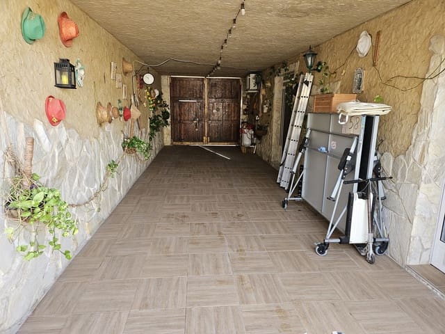 Chalet de 5 habitaciones en San Isidro en venta con piscina garaje - 349.000 € (Ref: 10079889)