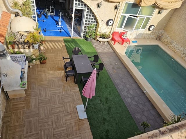 Chalet de 5 habitaciones en San Isidro en venta con piscina garaje - 349.000 € (Ref: 10079889)
