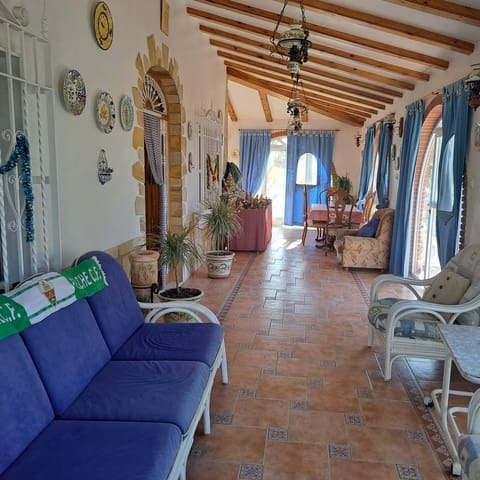 7 sovrum Villa till salu i Albatera med pool garage - 349 000 € (Ref: 10079901)