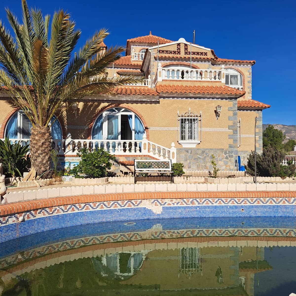 7 sovrum Villa till salu i Albatera med pool garage - 349 000 € (Ref: 10079901)